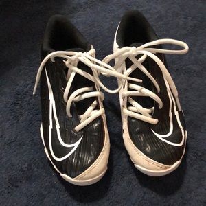 Nike Vapor boys baseball cleats
